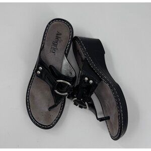 Alegria Lola Black Patent Leather Thong Wedge Slide Sandals Size 39 EU / 8.5-9 U